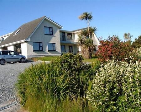 Decourcey'S Hazelbrook Farmhouse B&B Cleggan Bagian luar foto